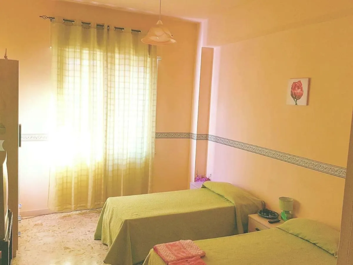 Vista Mare Rooms Reggio Calabria 0*,  Italia